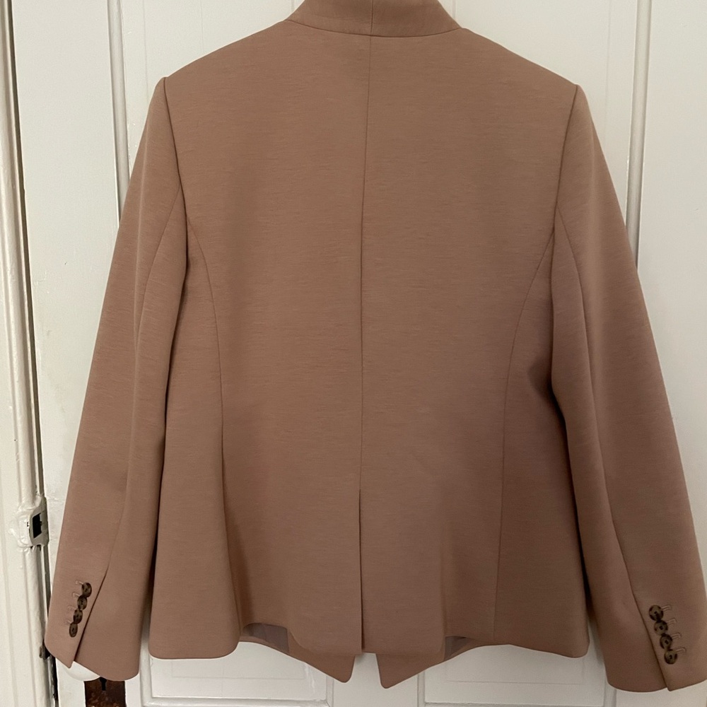 Ann Taylor tan ponte collarless blazer, Sz 8 - Picture 2 of 7
